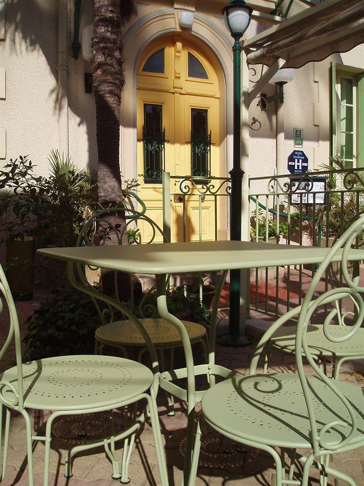 Logis Hotel Restaurant Des Thermes Lamalou-les-Bains Esterno foto