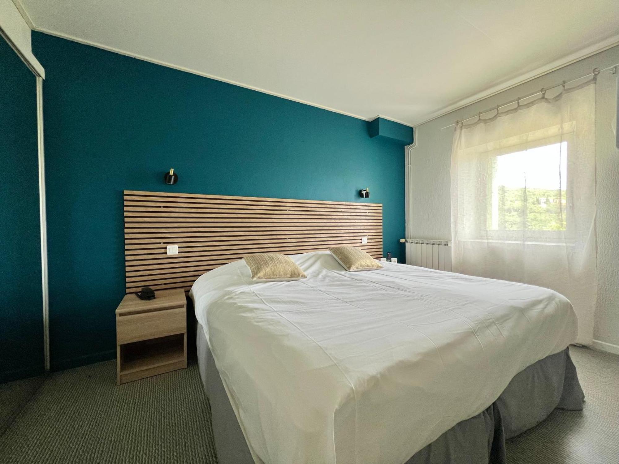 Logis Hotel Restaurant Des Thermes Lamalou-les-Bains Esterno foto