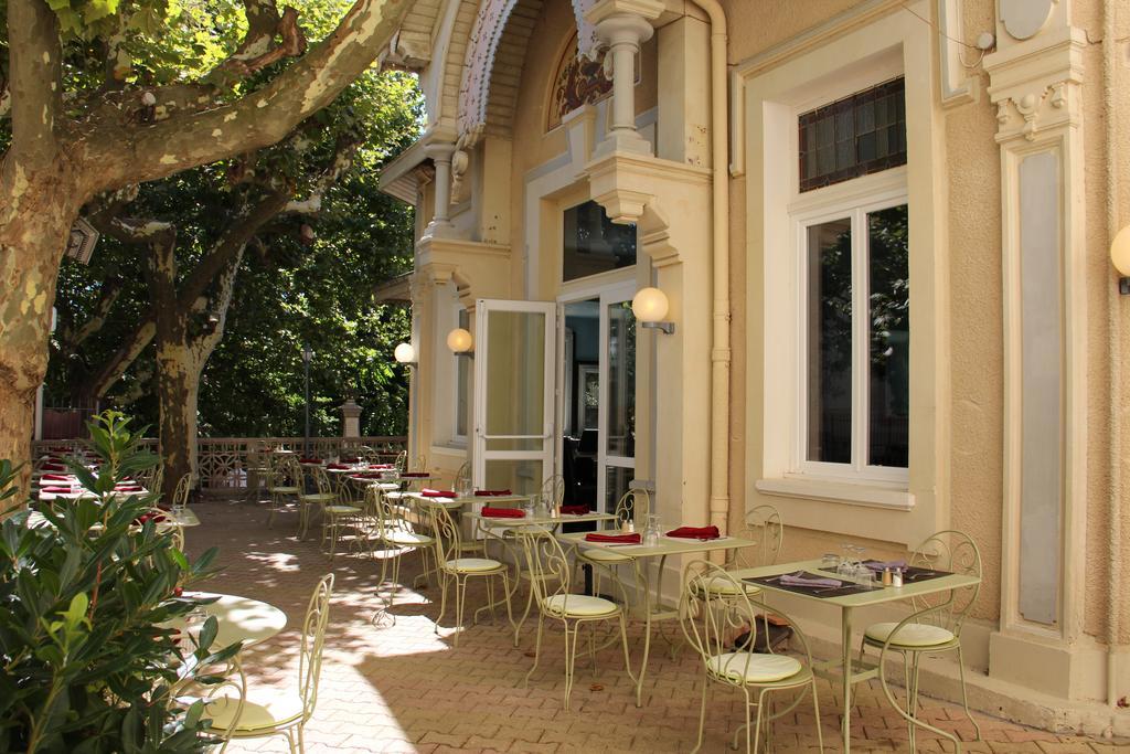 Logis Hotel Restaurant Des Thermes Lamalou-les-Bains Esterno foto