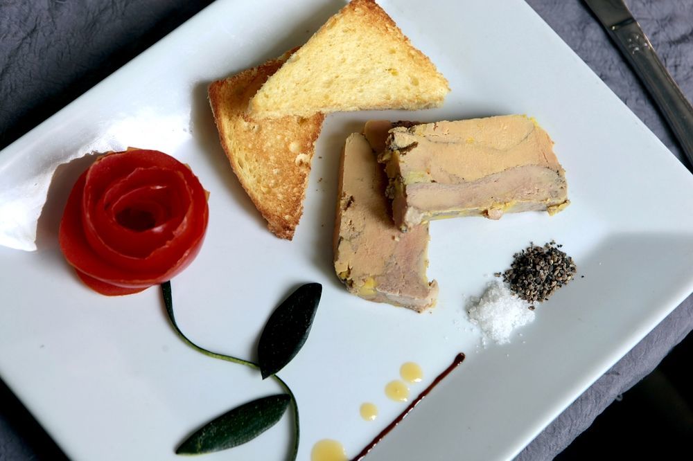 Logis Hotel Restaurant Des Thermes Lamalou-les-Bains Esterno foto